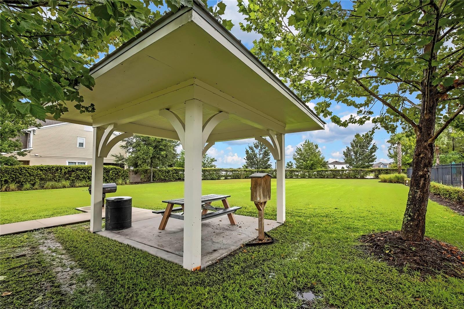 Image 60 of 98 For 18930 Ulmus Street