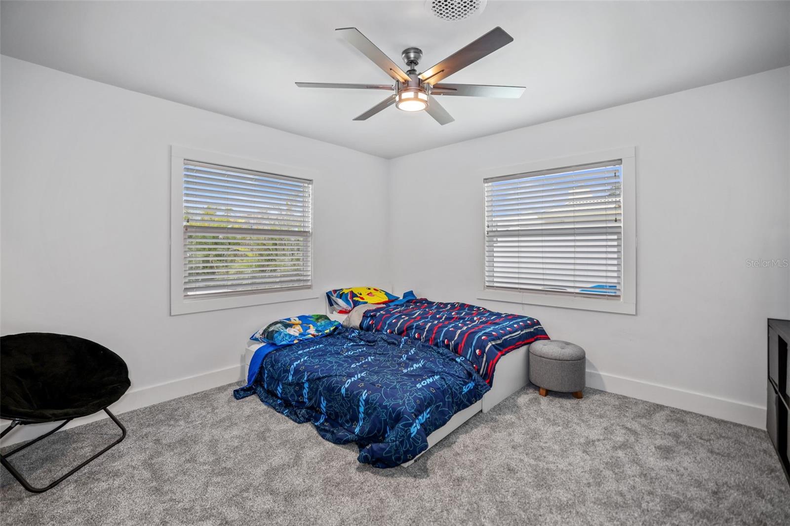 Listing photo id 36 for 16015 Redington Drive