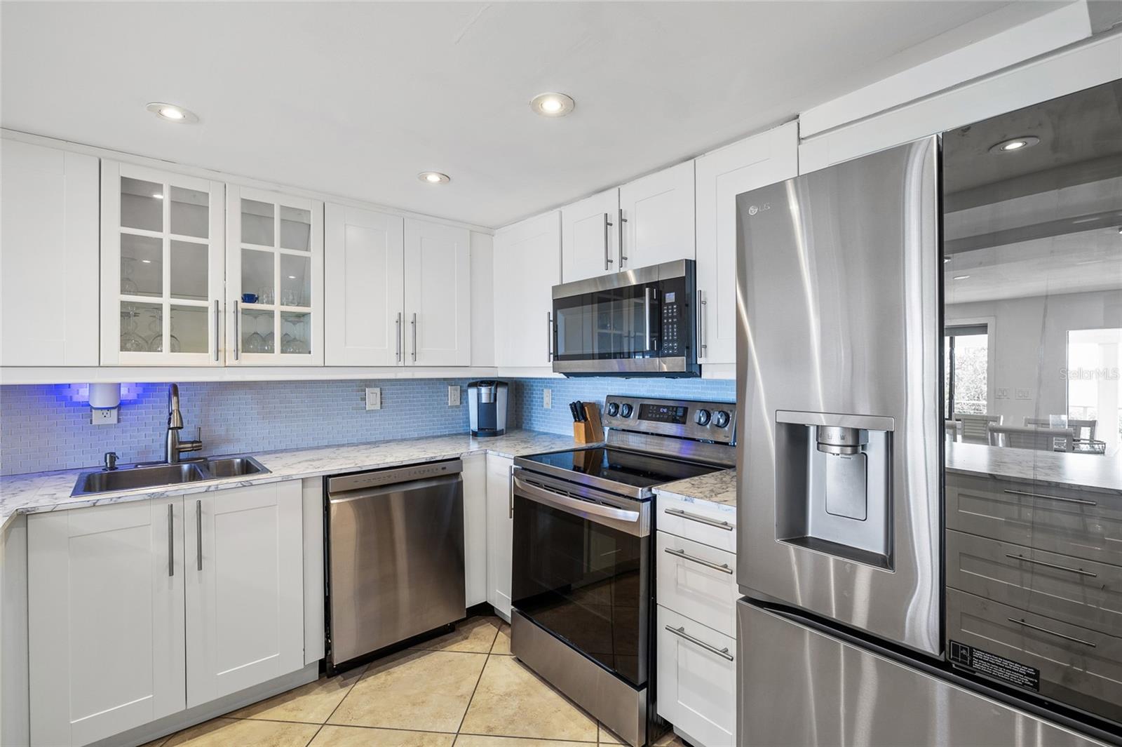 Image 17 of 66 For 9664 Privateer Rd