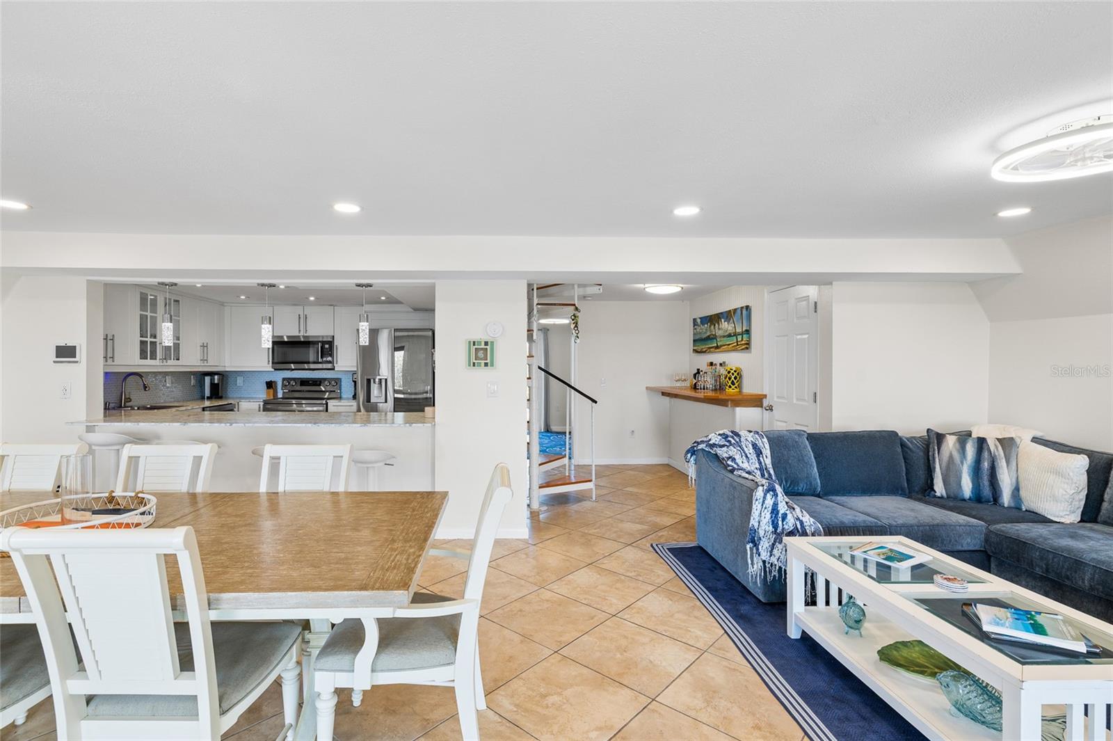 Image 2 of 66 For 9664 Privateer Rd