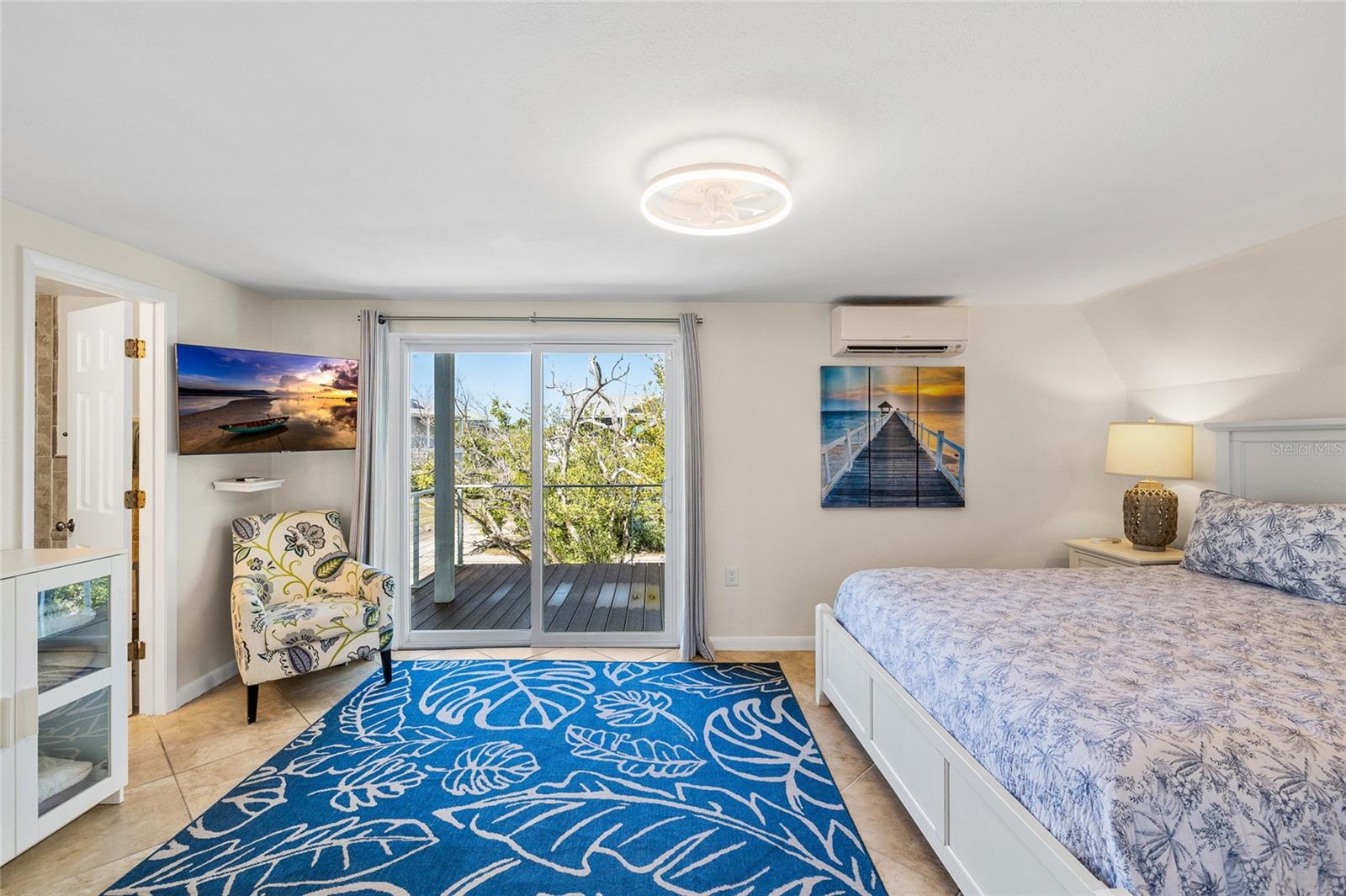 Image 20 of 66 For 9664 Privateer Rd