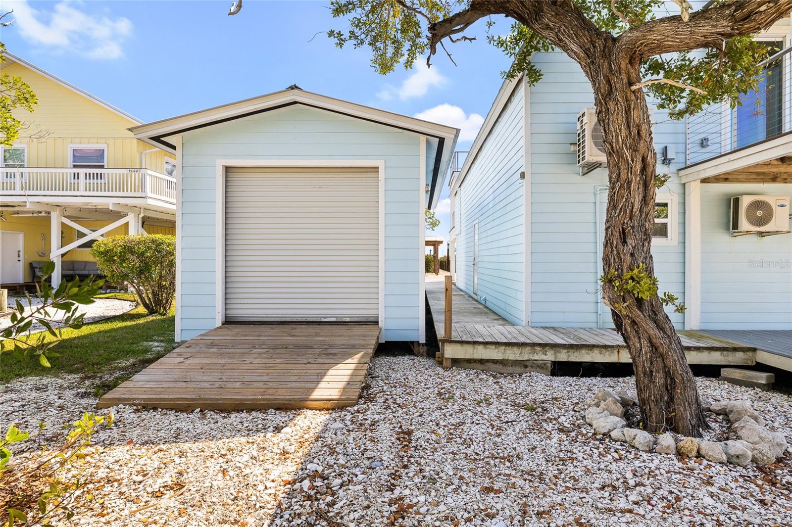 Image 55 of 66 For 9664 Privateer Rd