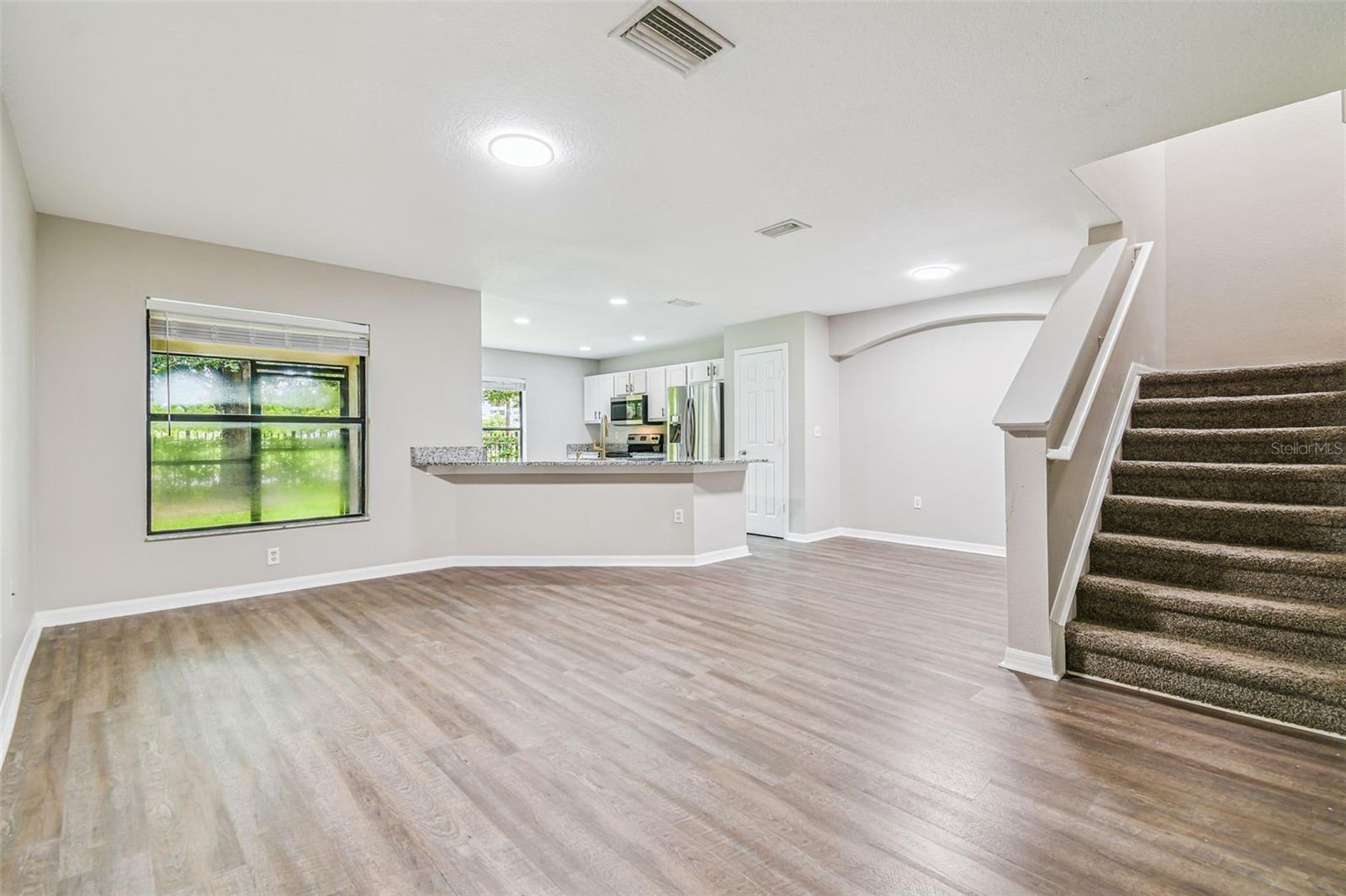 Image 6 of 33 For 2423 Hibiscus Bay Lane