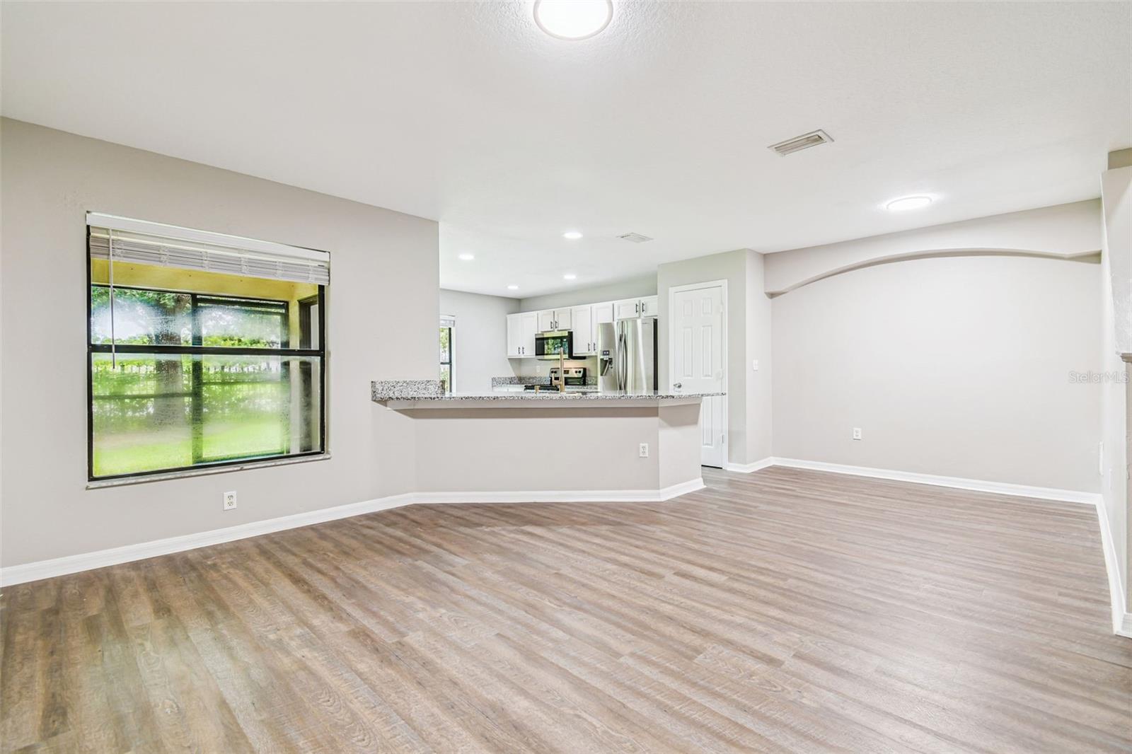 Image 7 of 33 For 2423 Hibiscus Bay Lane