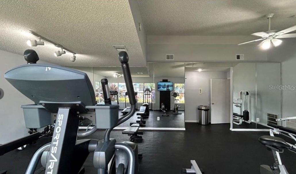 Image 13 of 15 For 2719 Poinciana Boulevard 186