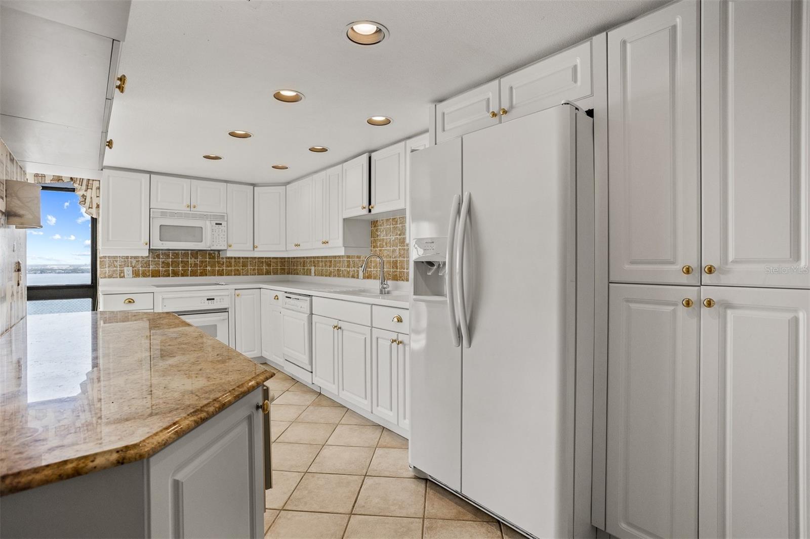 Image 12 of 88 For 3301 Bayshore Boulevard 2303d