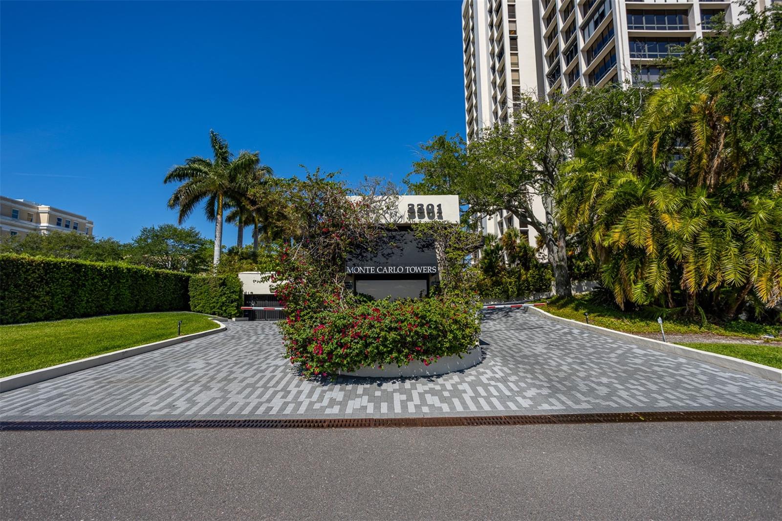 Image 50 of 88 For 3301 Bayshore Boulevard 2303d