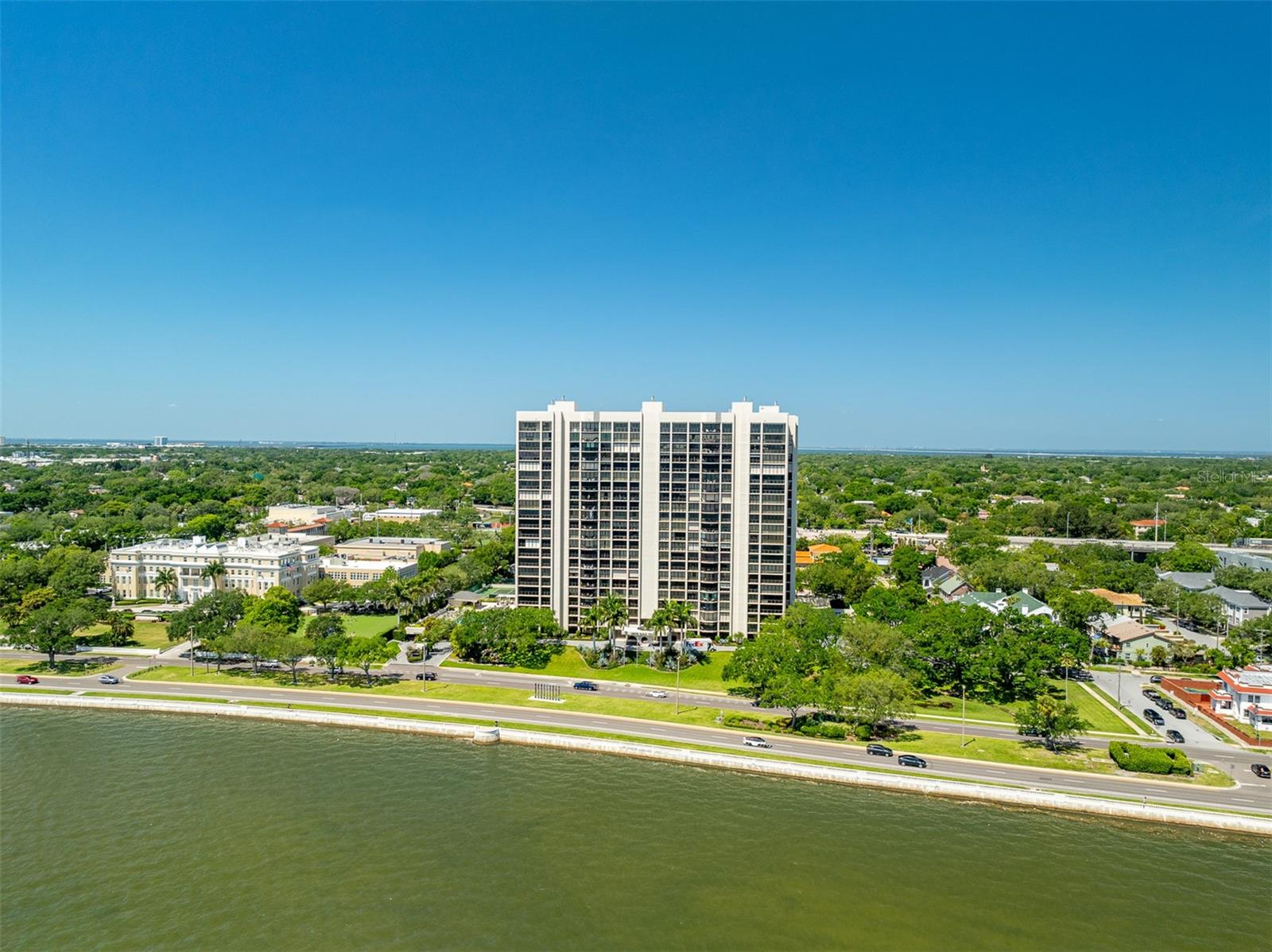 Image 71 of 88 For 3301 Bayshore Boulevard 2303d