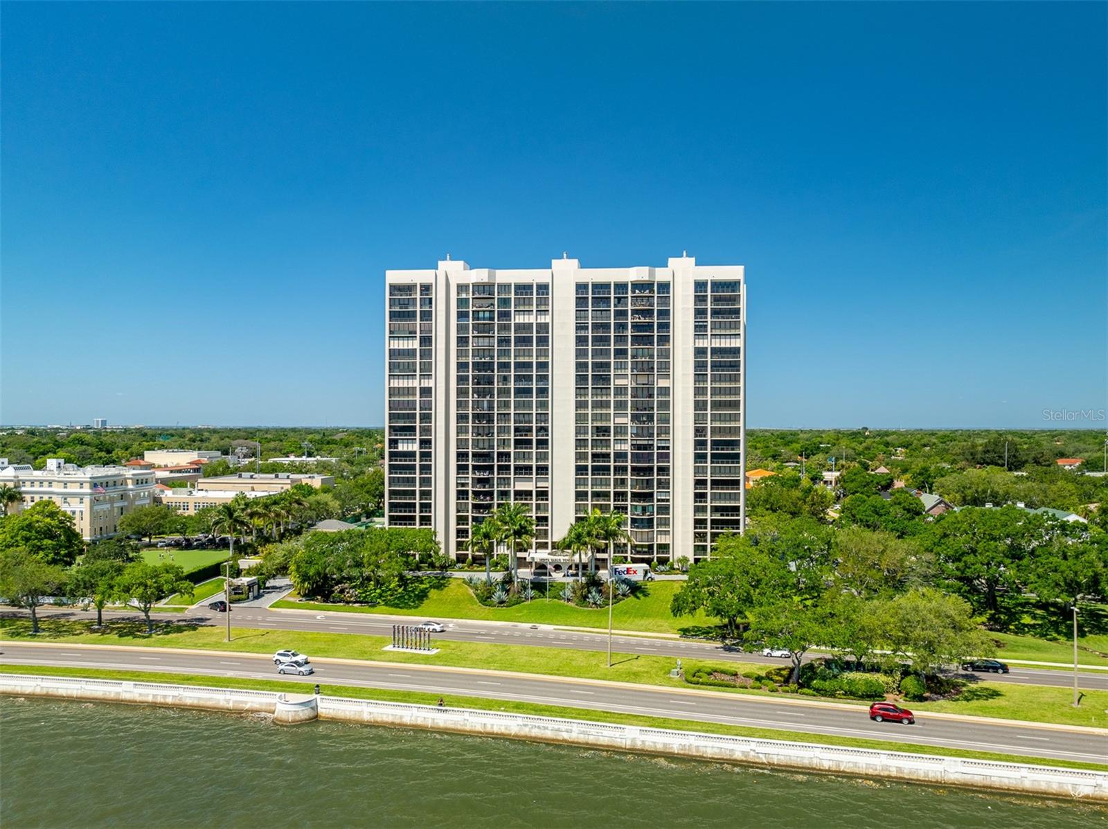 Image 72 of 88 For 3301 Bayshore Boulevard 2303d