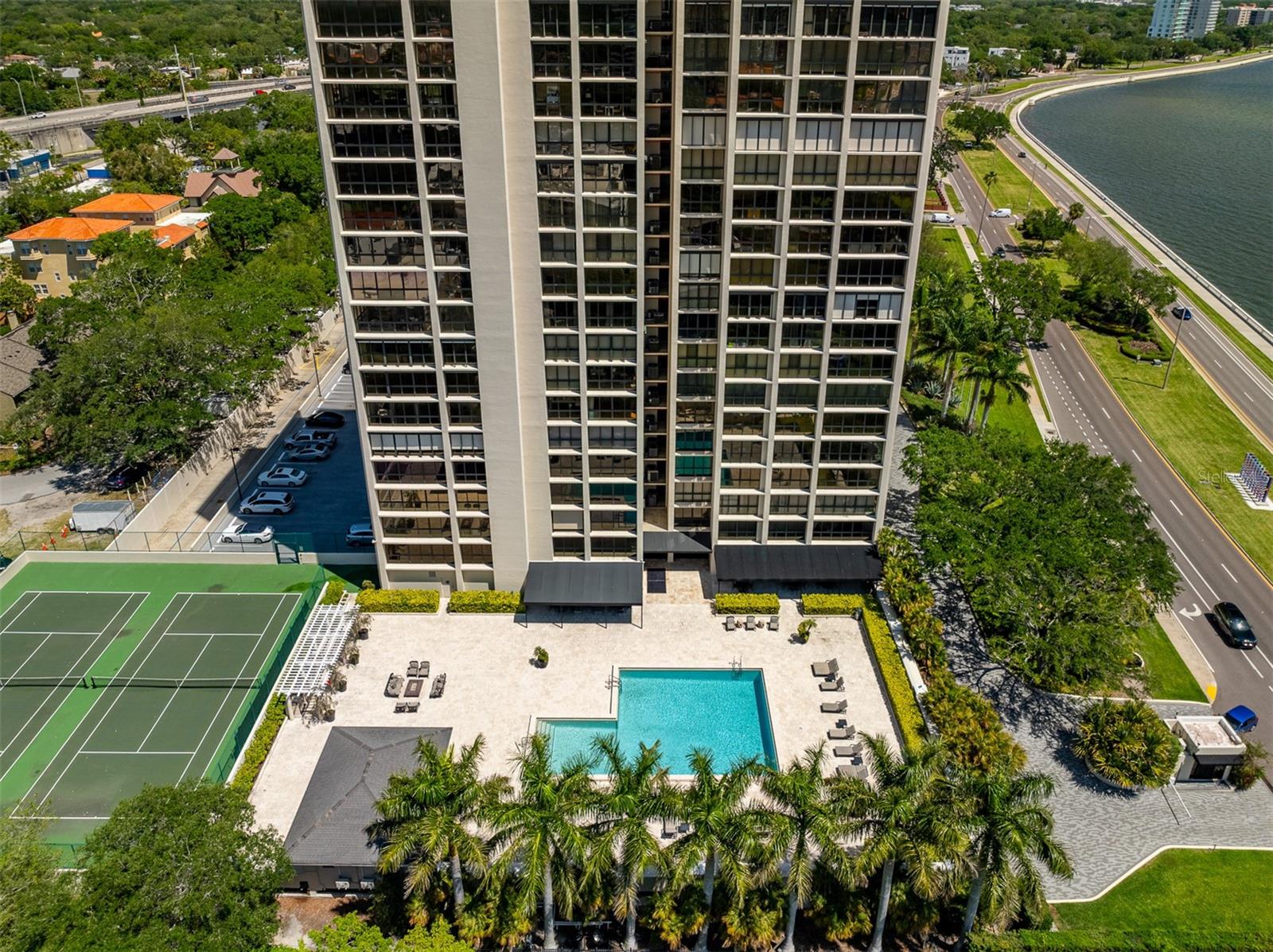Image 76 of 88 For 3301 Bayshore Boulevard 2303d