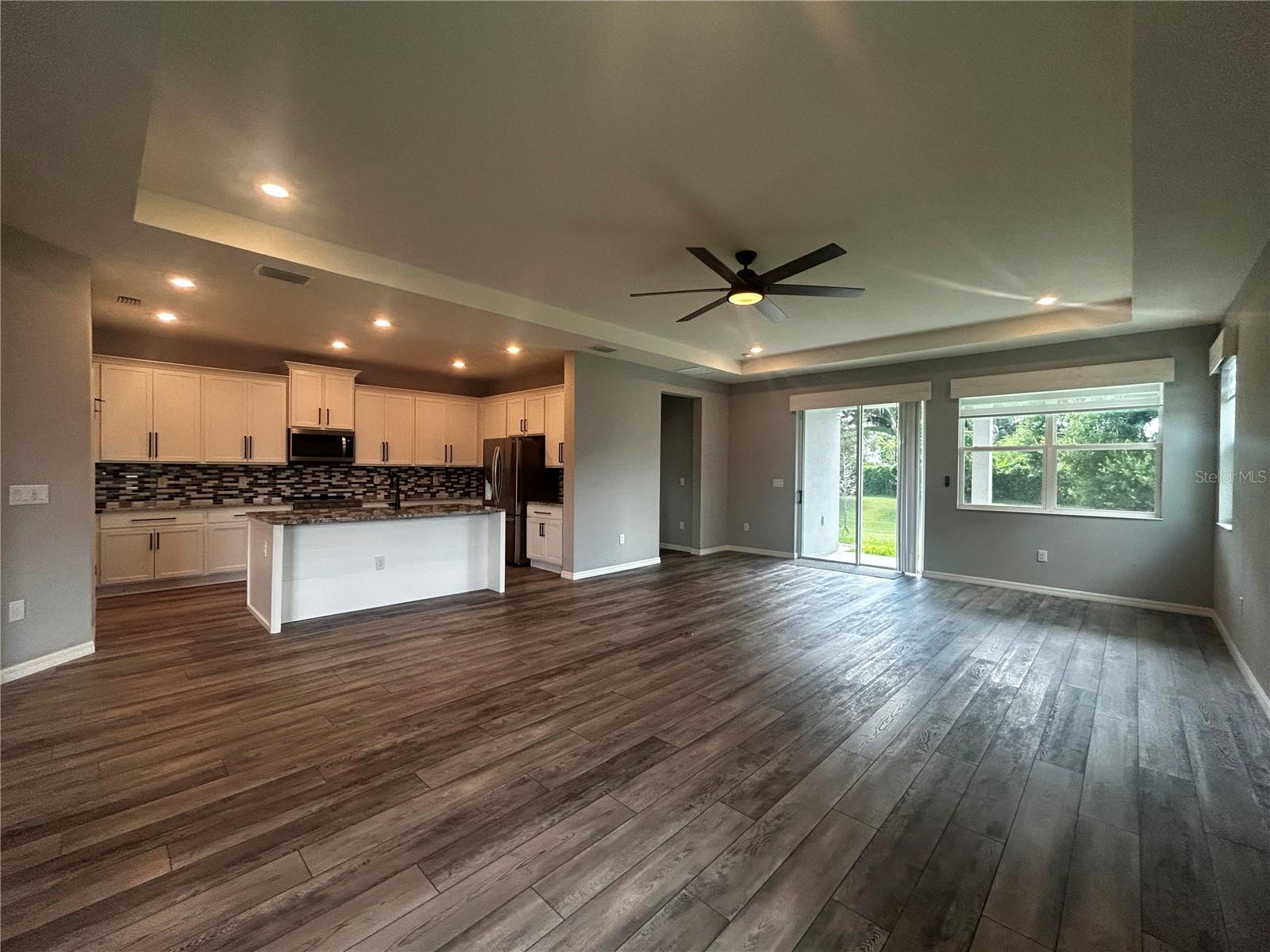 Image 7 of 50 For 520 Valri Park Drive