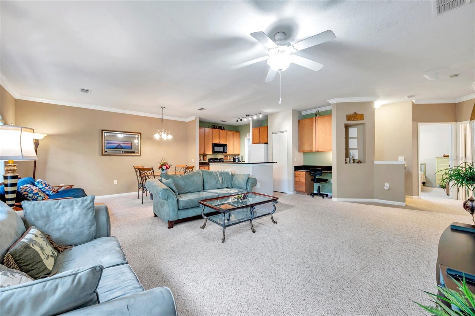 Image 11 of 48 For 2279 Portofino Place 20-2025