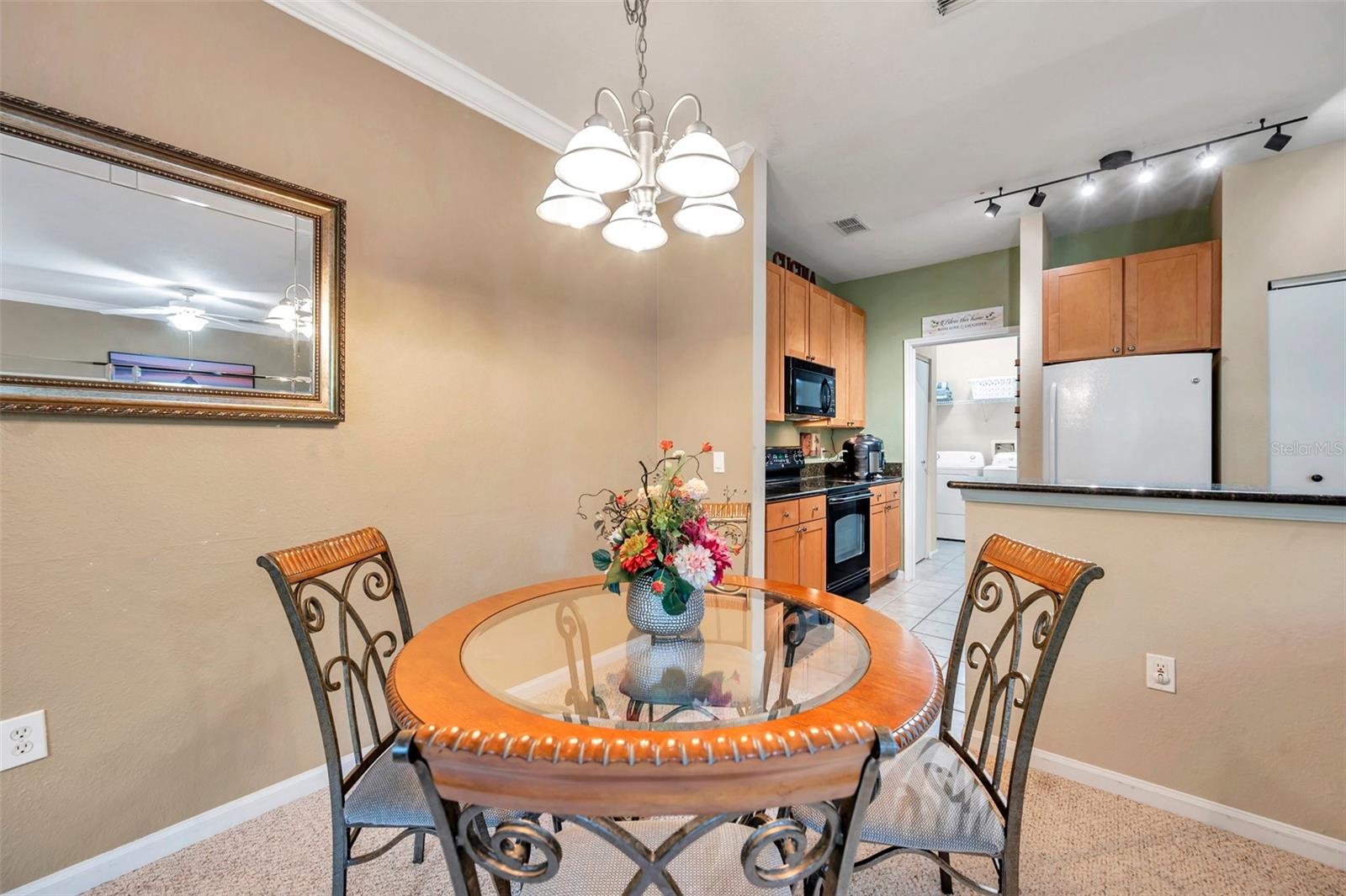 Image 15 of 48 For 2279 Portofino Place 20-2025