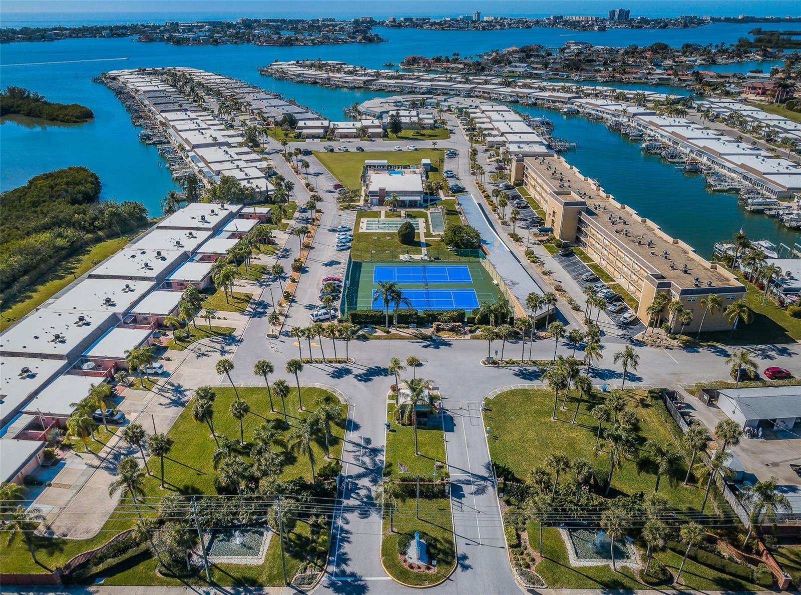 Image 33 of 89 For 1 Boca Ciega Point Boulevard 314
