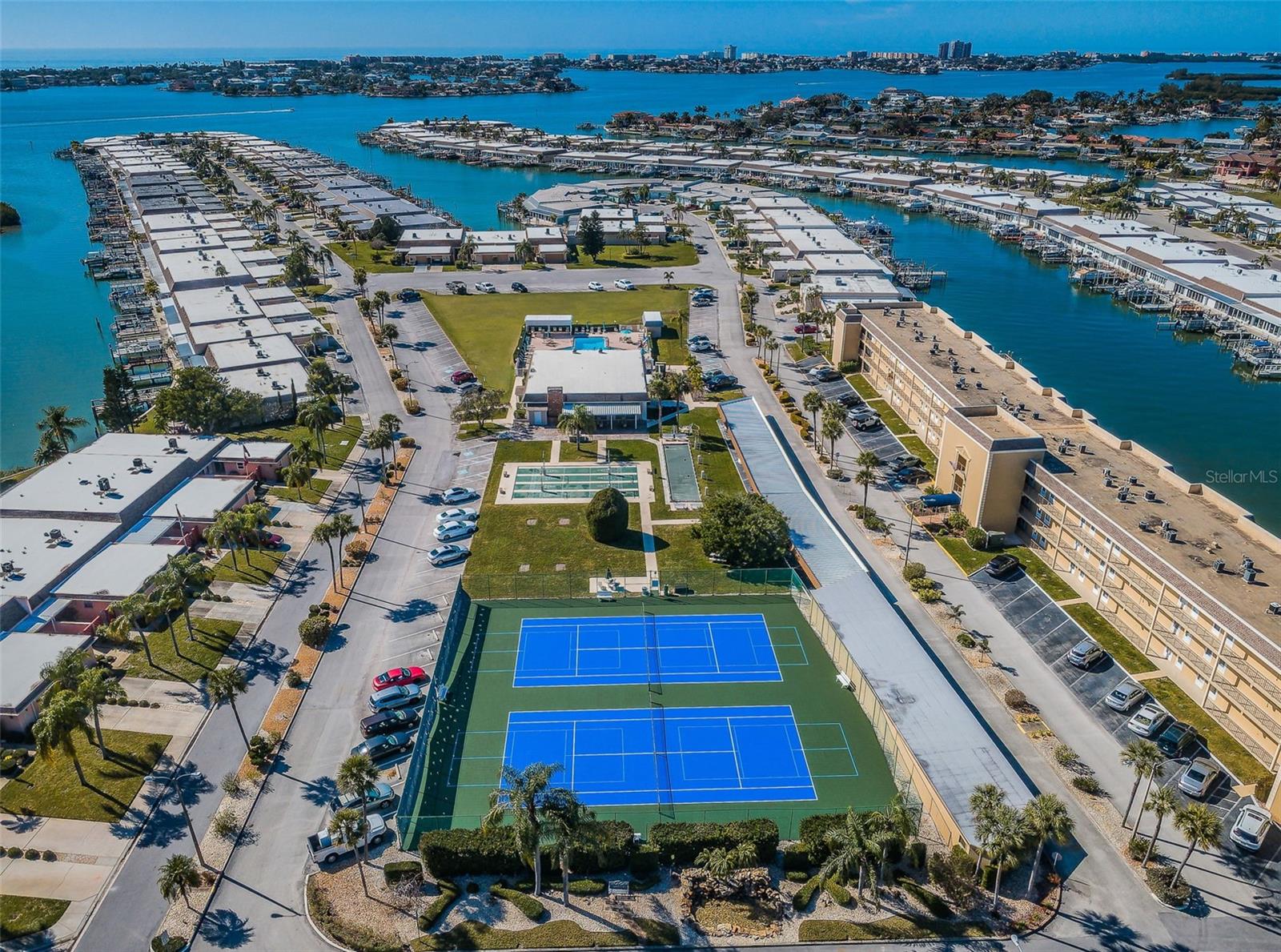 Image 38 of 89 For 1 Boca Ciega Point Boulevard 314