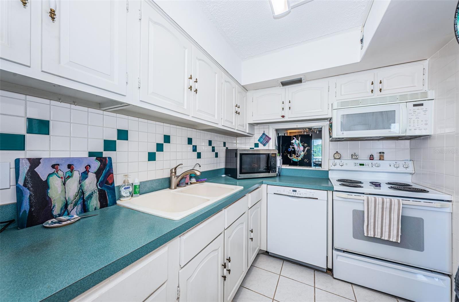 Image 4 of 89 For 1 Boca Ciega Point Boulevard 314