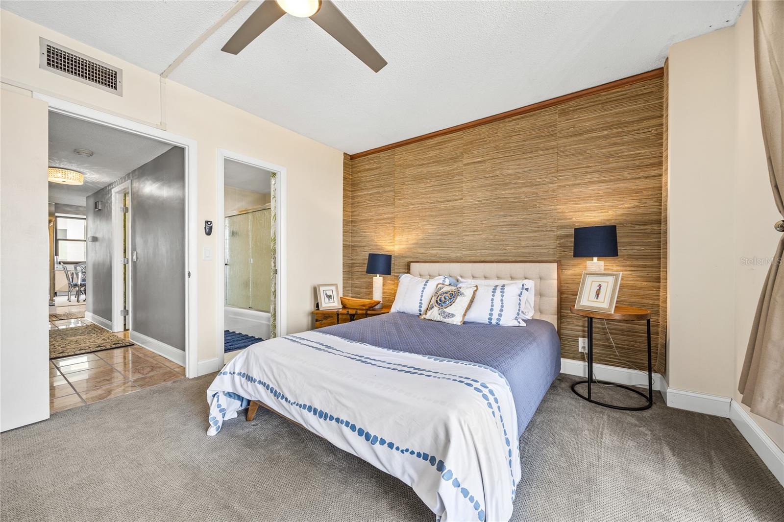 Image 18 of 49 For 3820 Gulf Boulevard 708