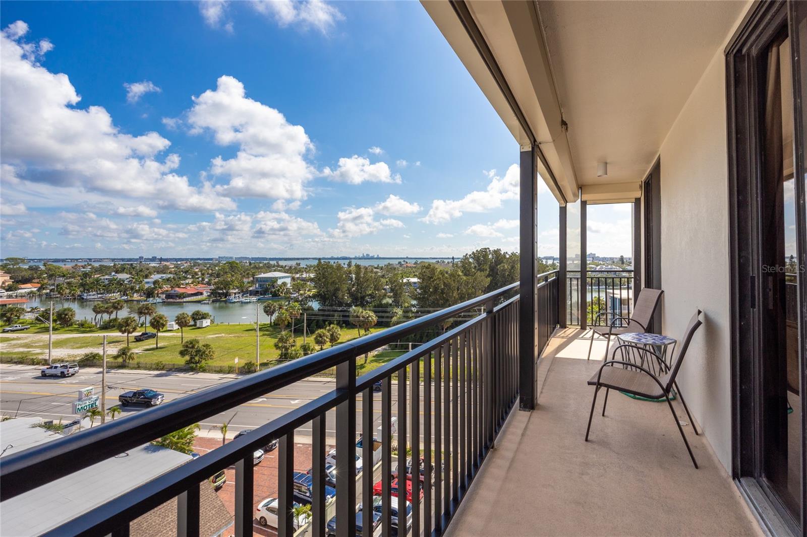 Image 19 of 49 For 3820 Gulf Boulevard 708