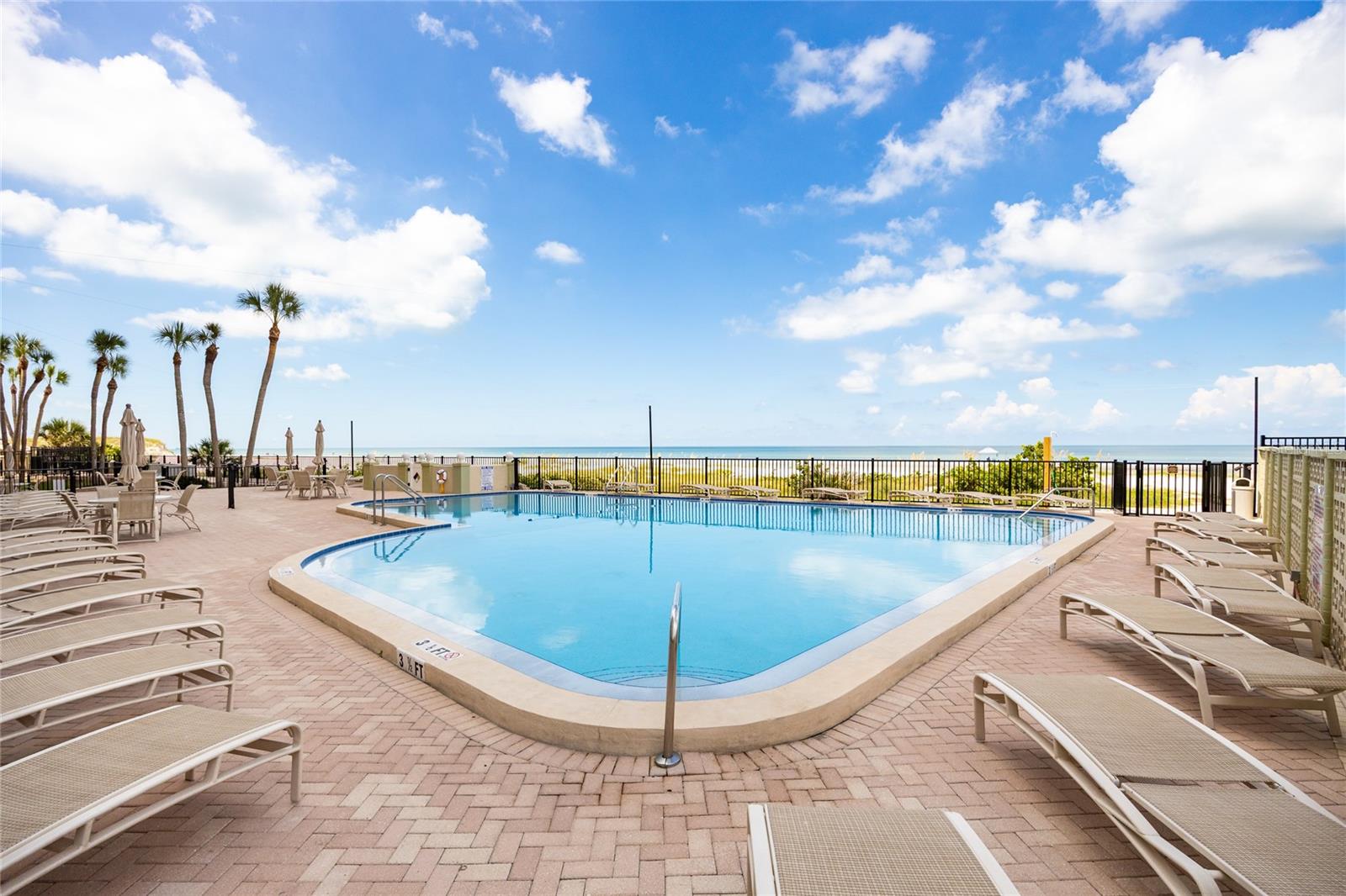 Image 30 of 49 For 3820 Gulf Boulevard 708
