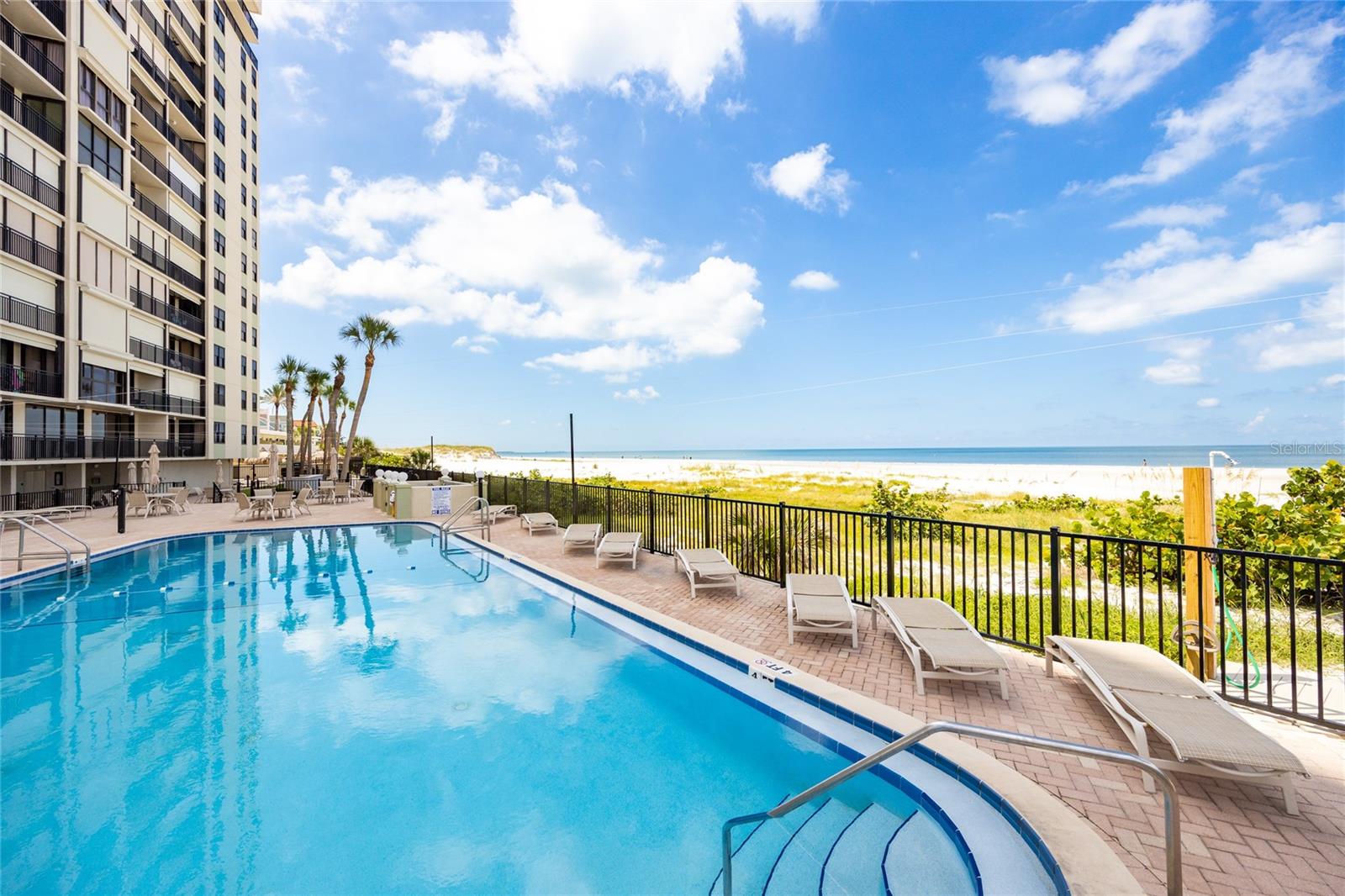 Image 40 of 49 For 3820 Gulf Boulevard 708