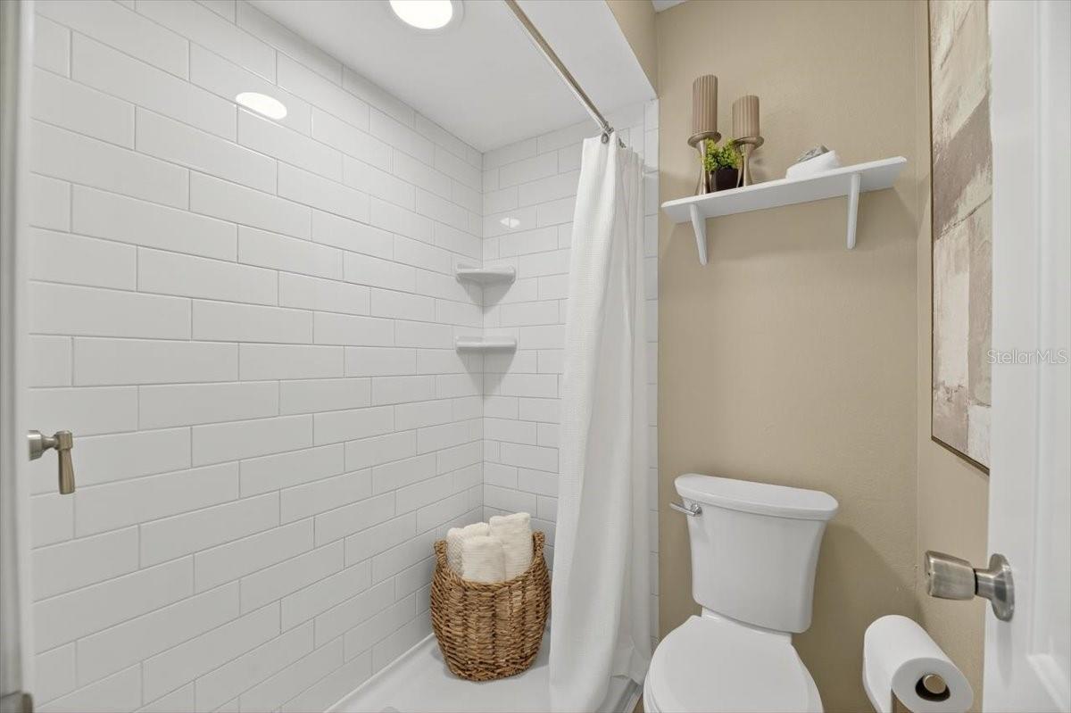 Image 13 of 48 For 3133 Reseda Court