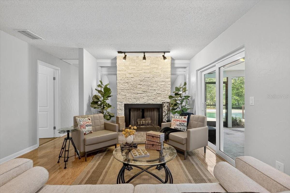 Image 26 of 48 For 3133 Reseda Court