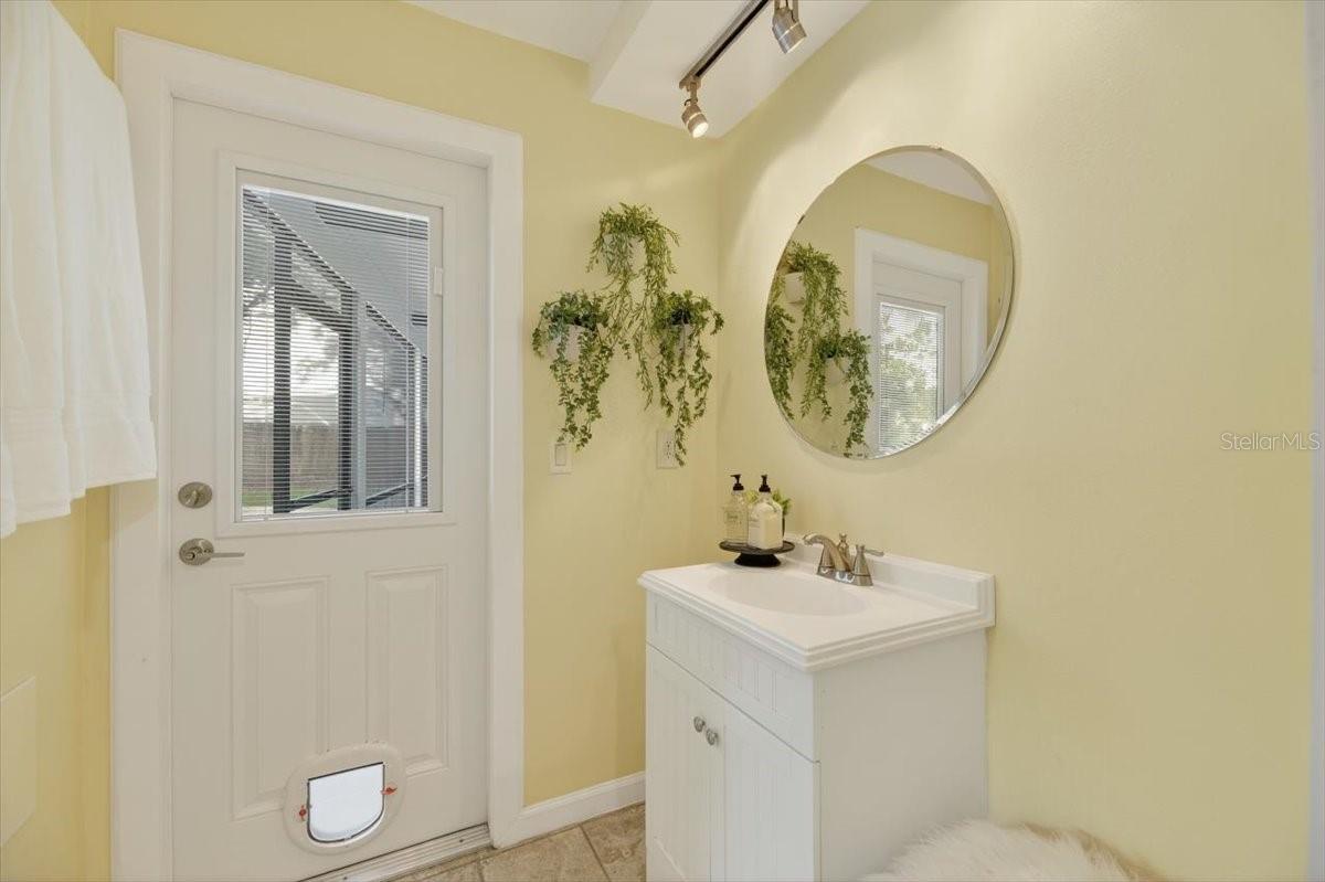 Image 29 of 48 For 3133 Reseda Court