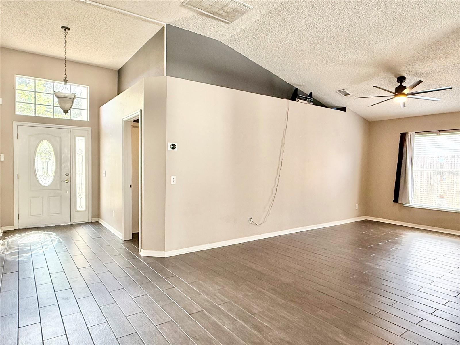 Image 18 of 27 For 8632 Fawn Creek Drive