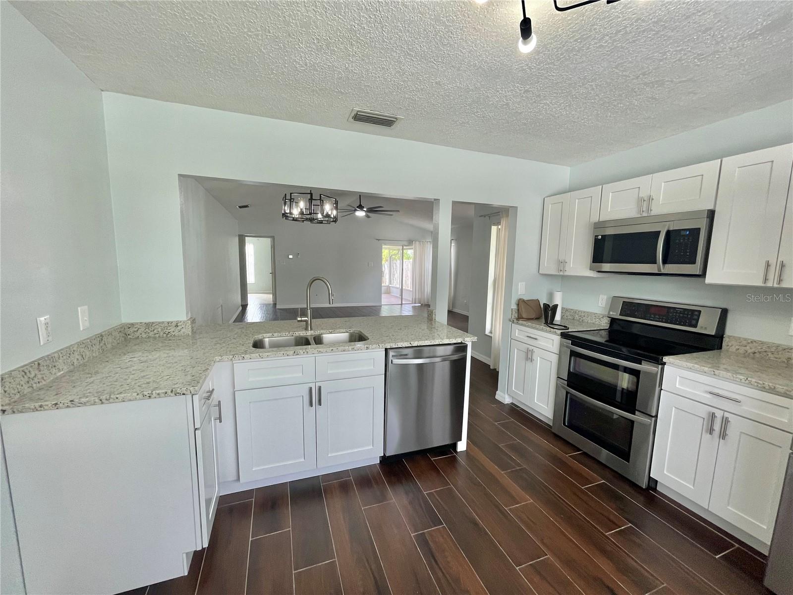 Image 2 of 13 For 1442 Tiverton Drive