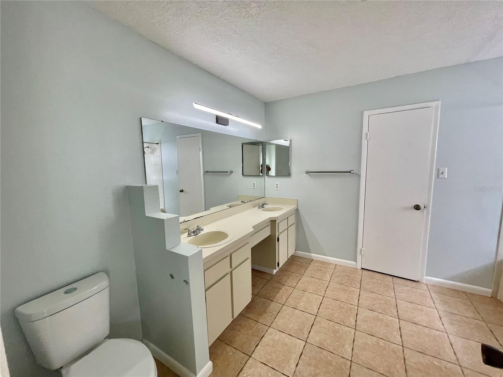 Image 8 of 13 For 1442 Tiverton Drive