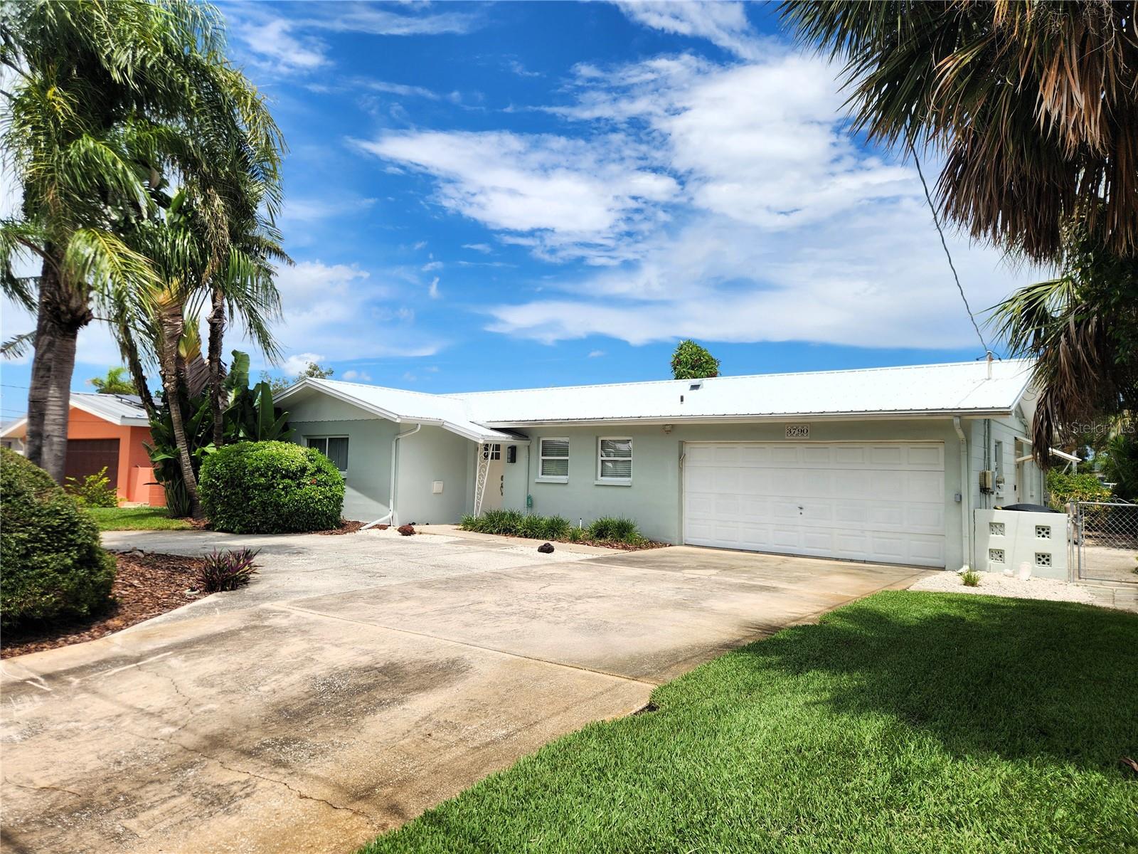 Details for 3790 Beach Drive Se, ST PETERSBURG, FL 33705