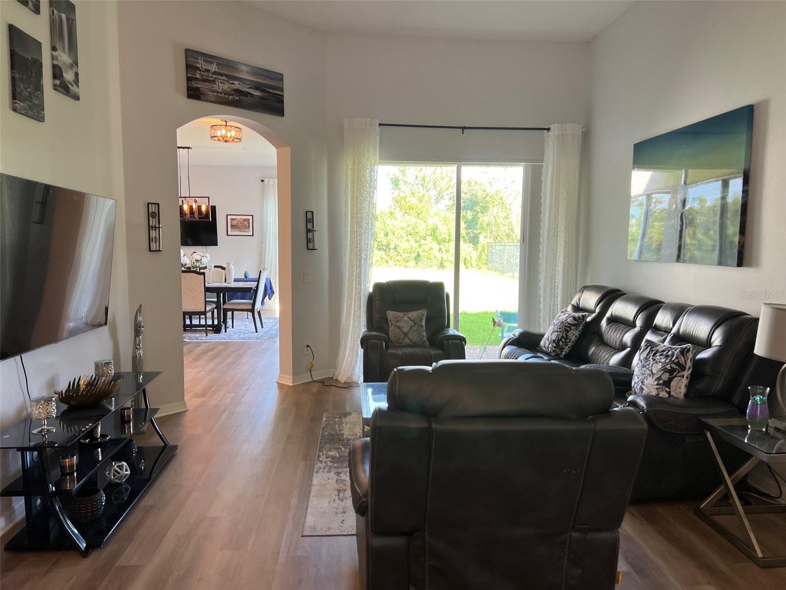 Image 6 of 44 For 4823 Portmarnock Way