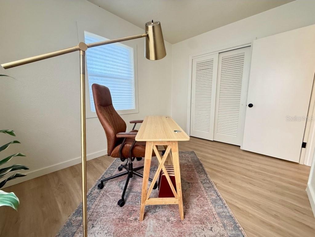 Image 7 of 17 For 918 7th Avenue Sw