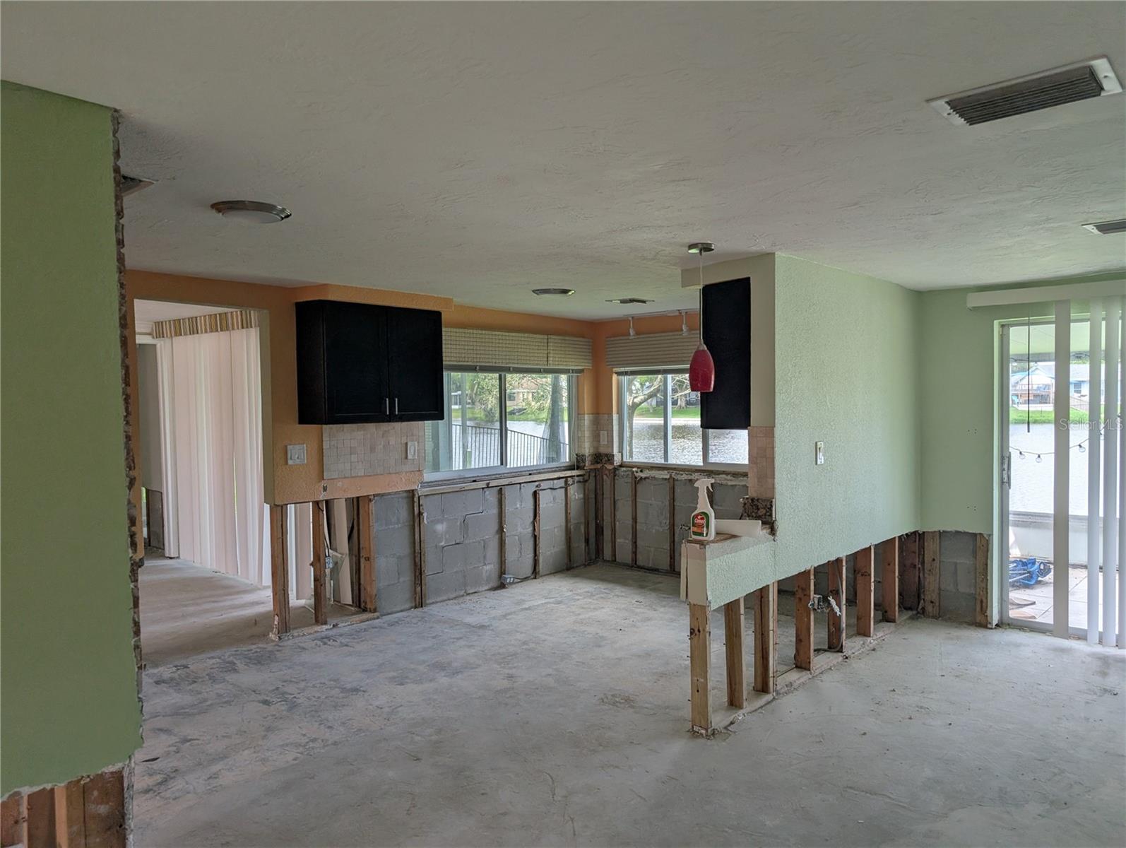 Image 10 of 13 For 3625 Landale Drive