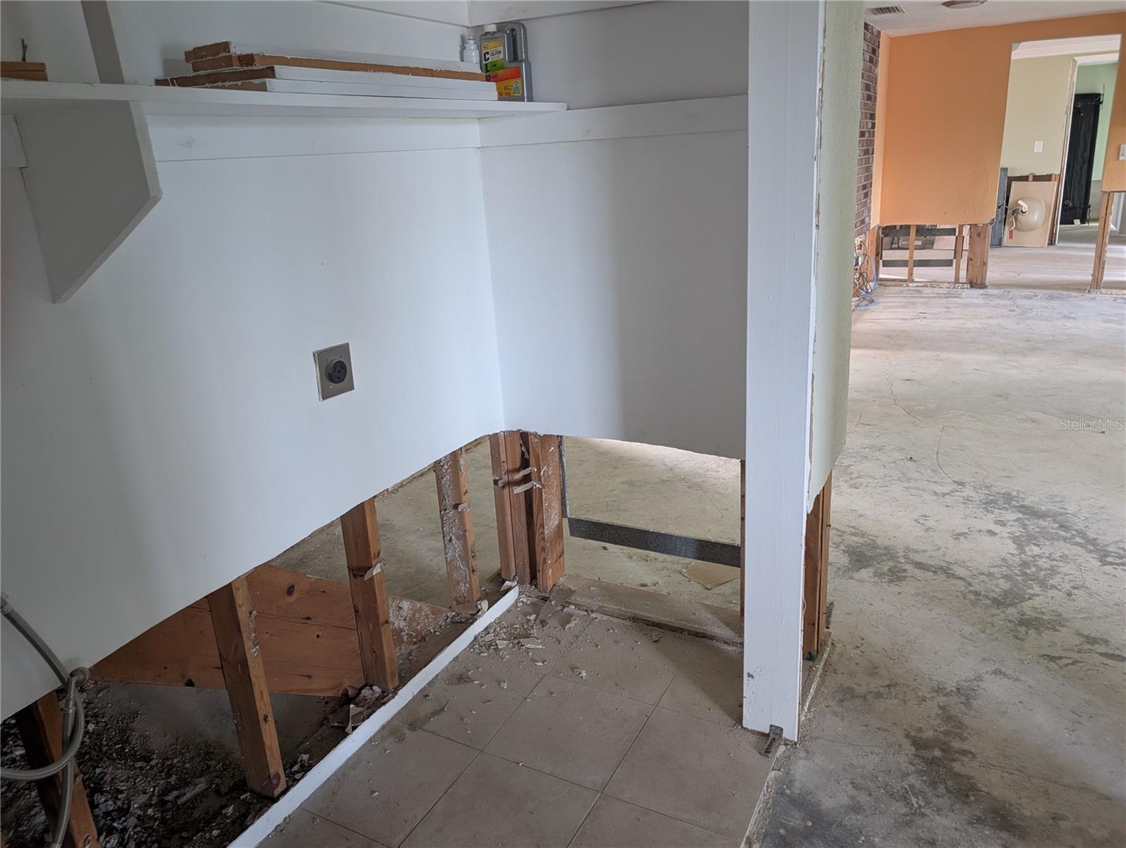 Image 11 of 13 For 3625 Landale Drive
