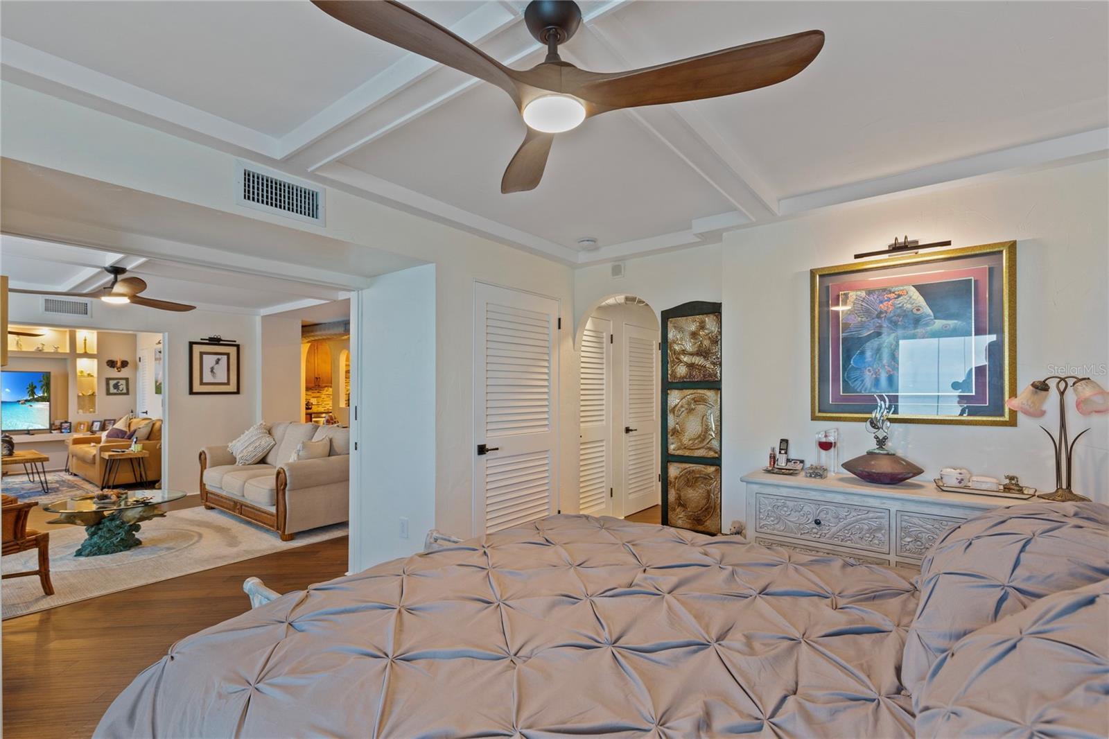 Image 14 of 42 For 440 Gulfview Boulevard 807