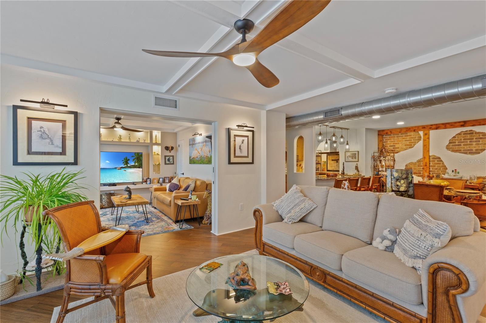 Image 26 of 42 For 440 Gulfview Boulevard 807
