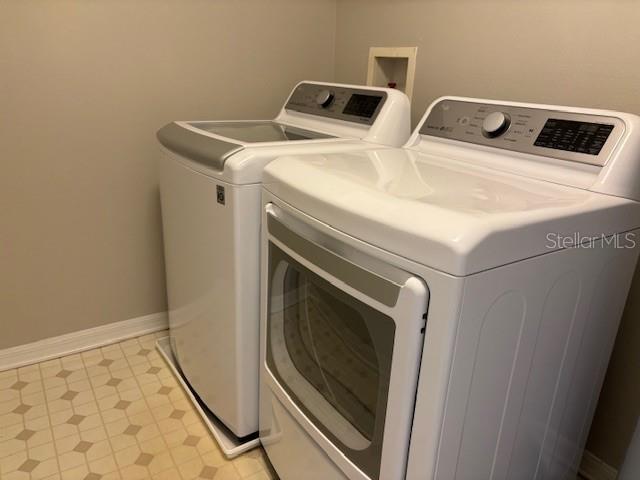 Image 19 of 20 For 2525 Harn Boulevard 3