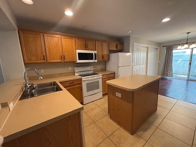 Image 4 of 20 For 2525 Harn Boulevard 3