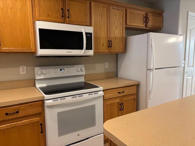 Image 9 of 20 For 2525 Harn Boulevard 3