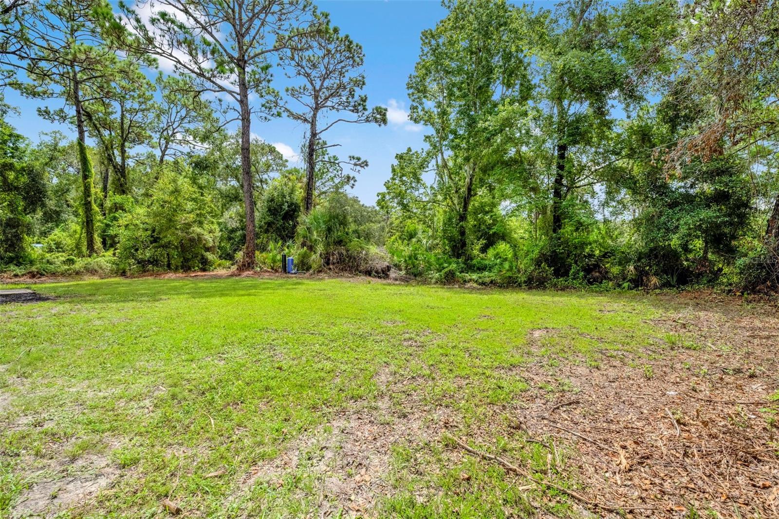 Image 23 of 28 For 8050 Rosella Court 7
