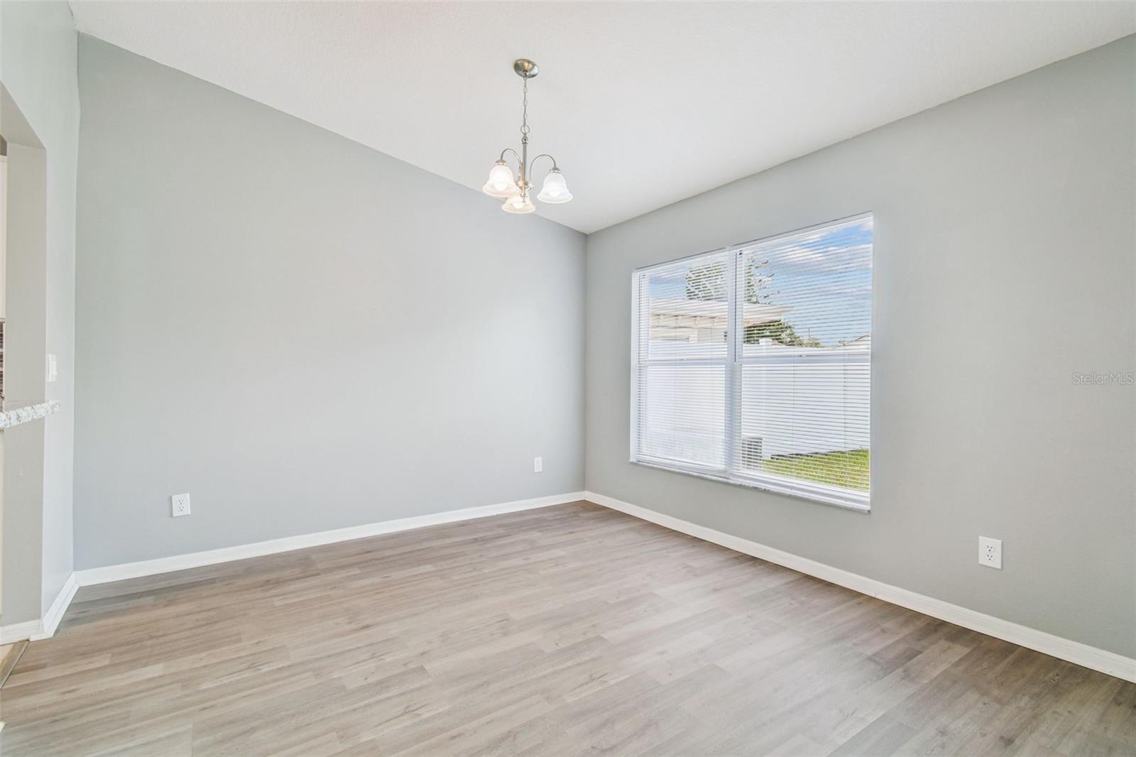 Image 13 of 43 For 11124 Bramblebrush Street