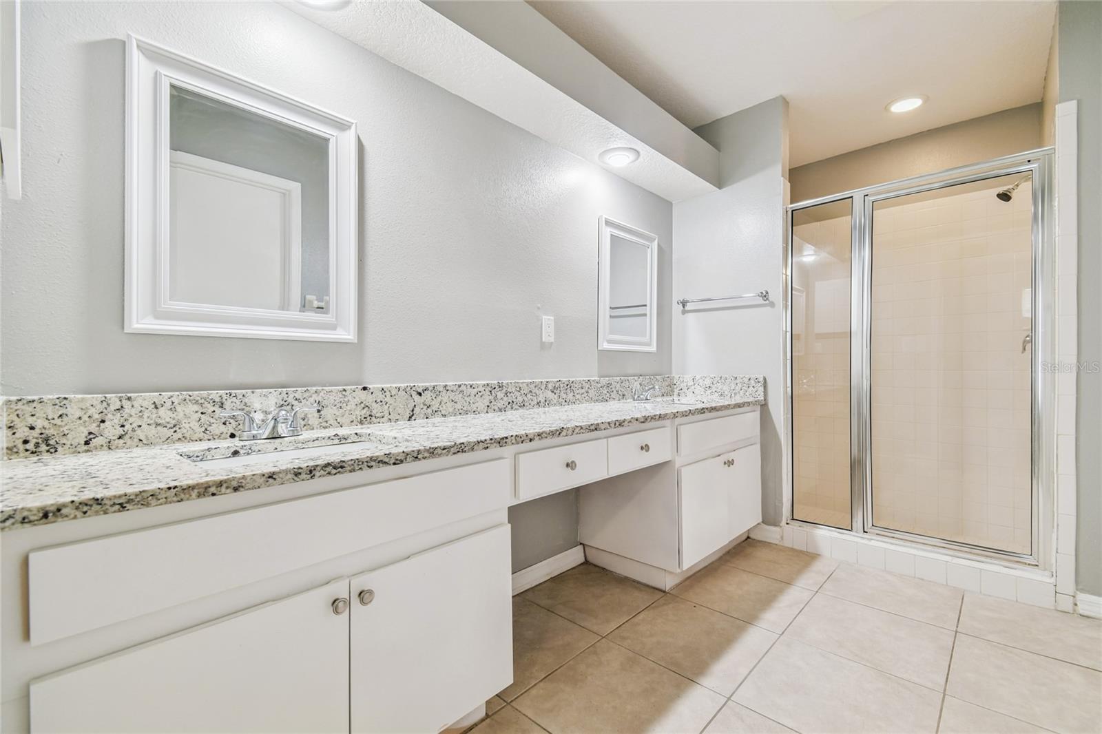 Image 16 of 43 For 11124 Bramblebrush Street