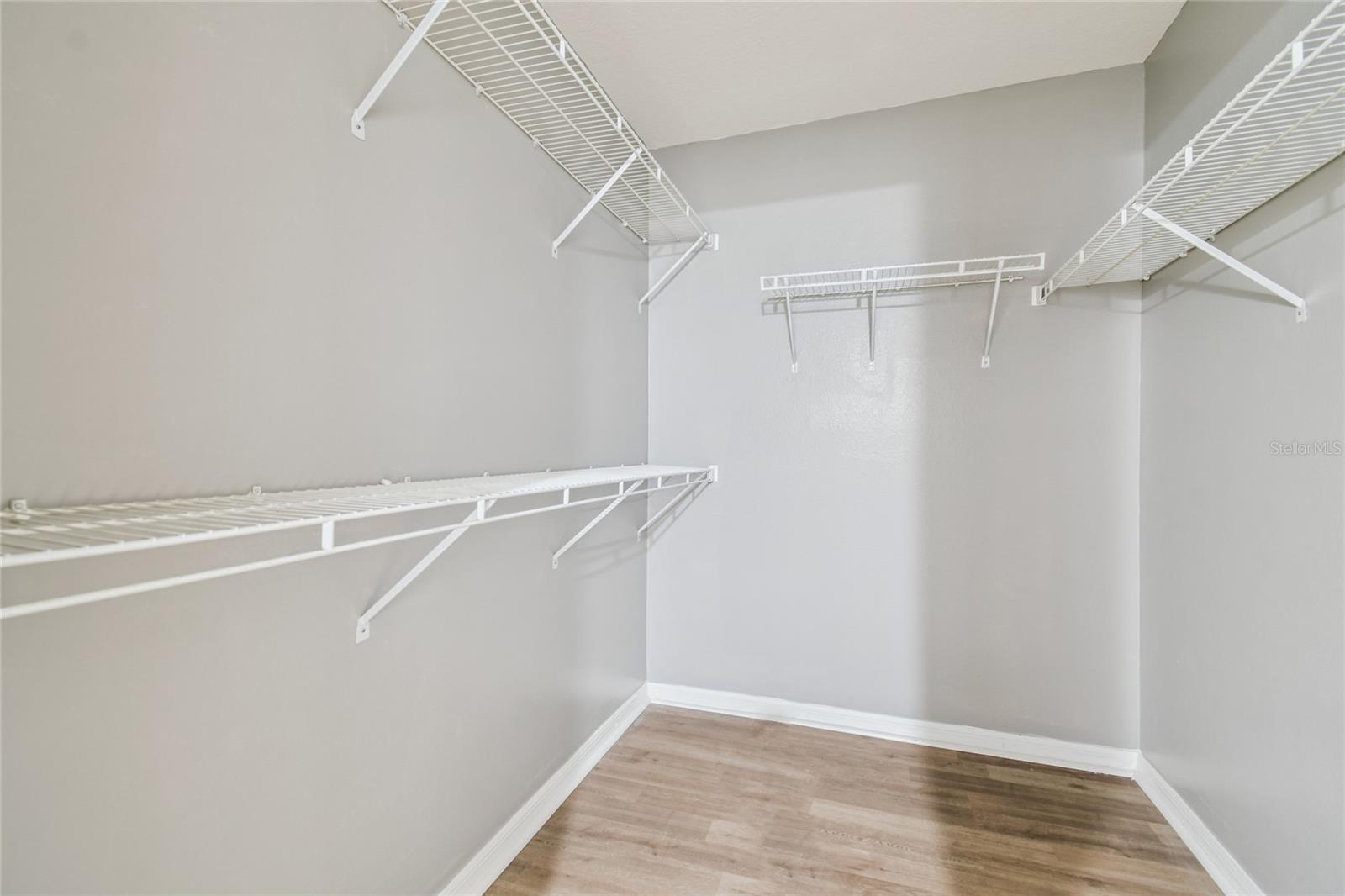 Image 19 of 43 For 11124 Bramblebrush Street