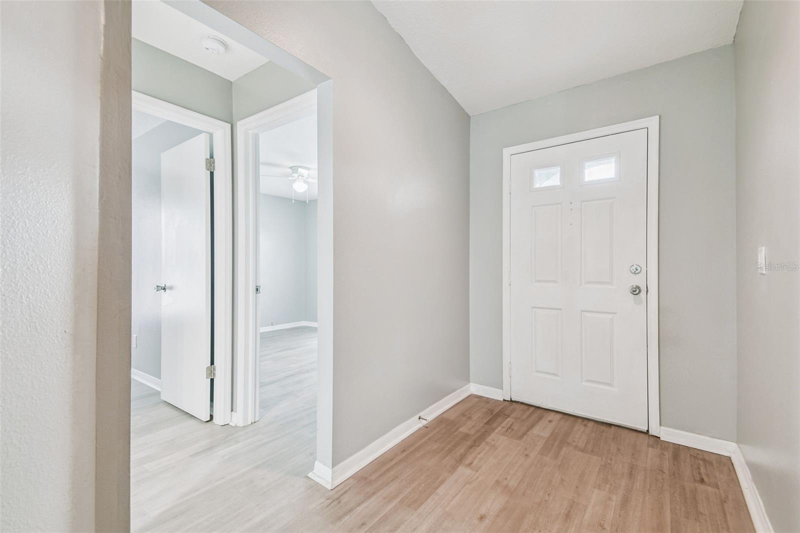 Image 5 of 43 For 11124 Bramblebrush Street