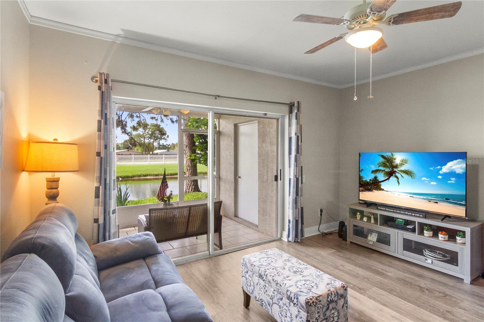 Image 12 of 25 For 467 Countryside Key Boulevard