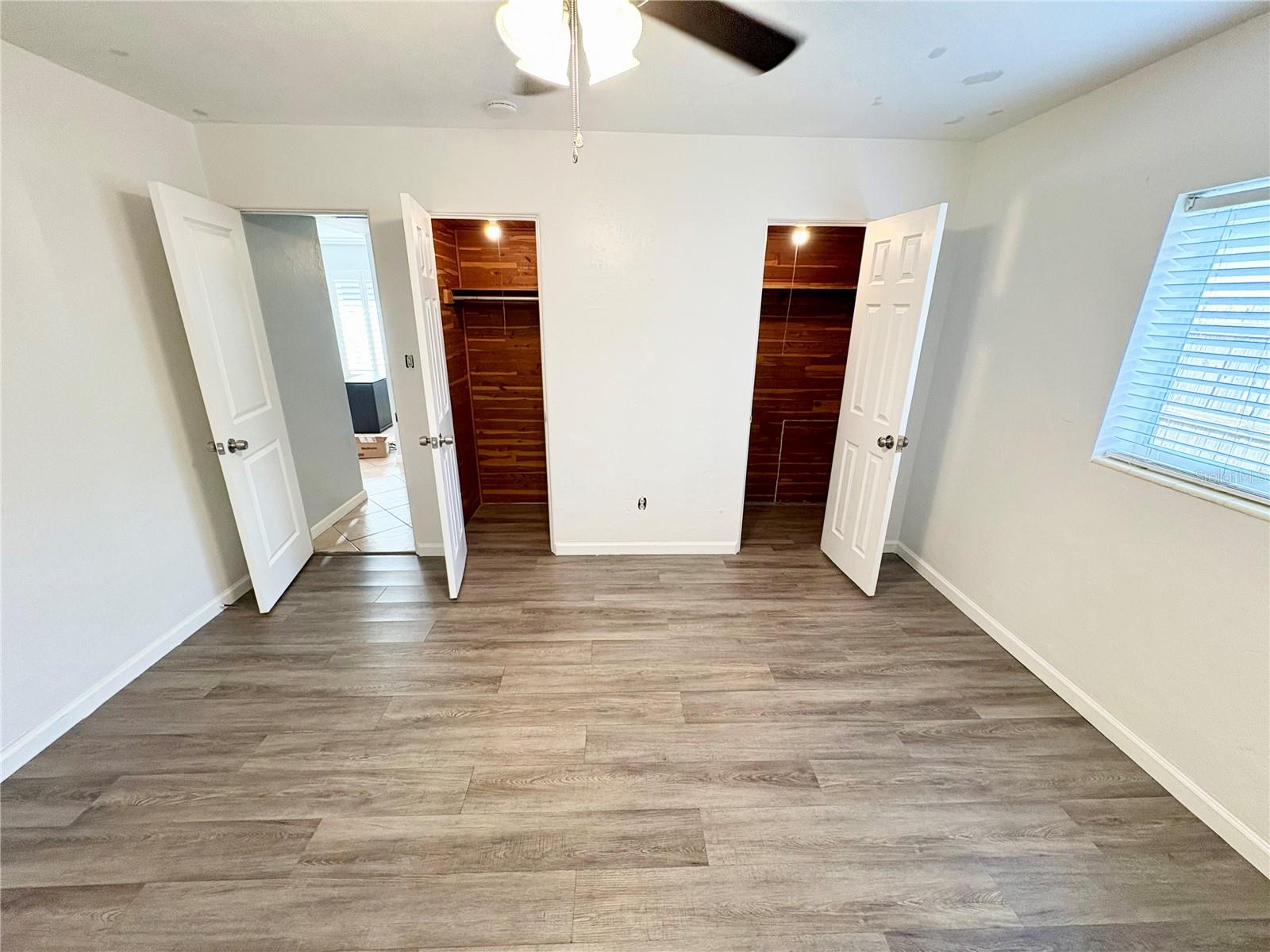 Image 18 of 24 For 5331 10th Street N