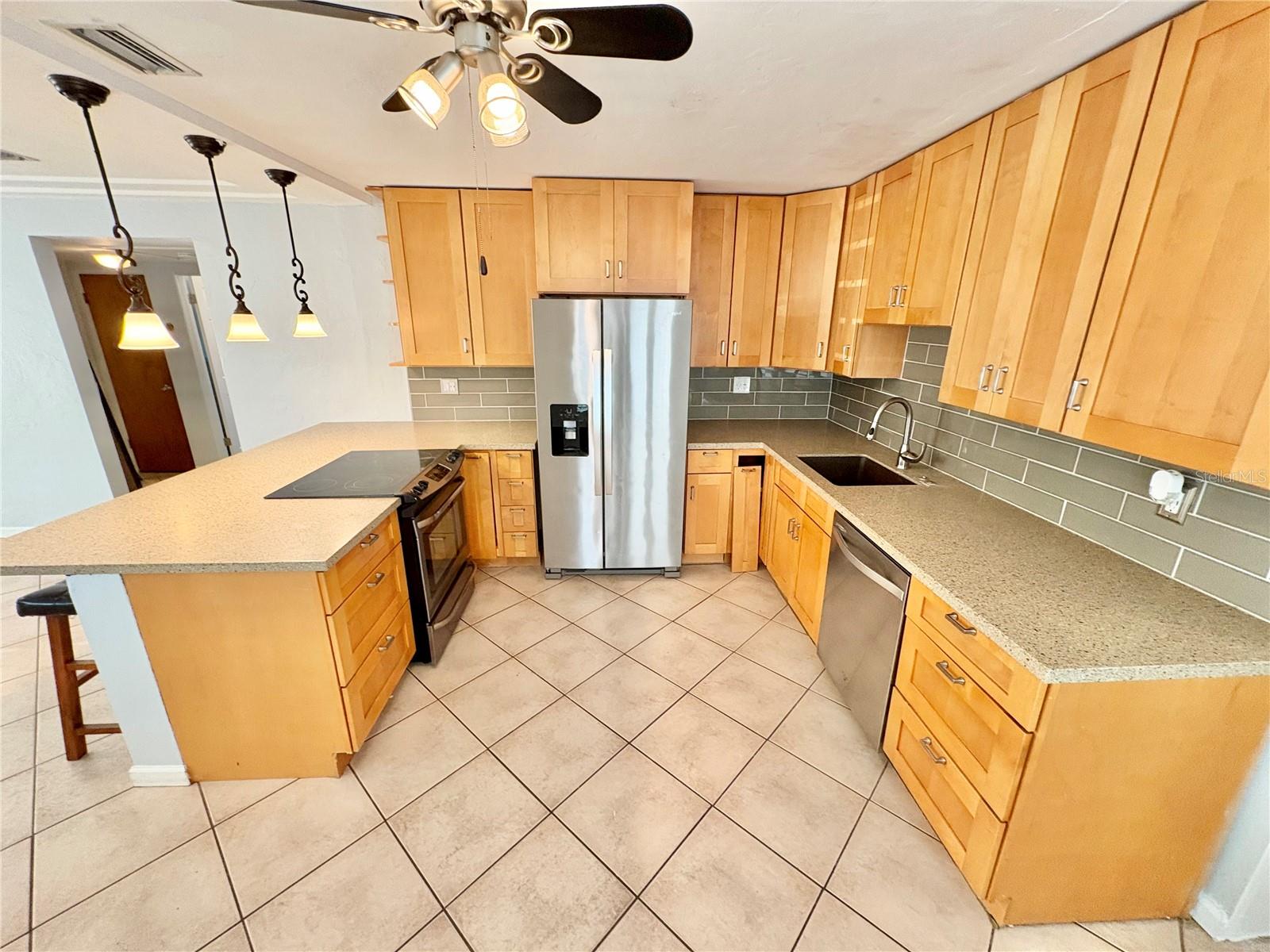 Image 4 of 24 For 5331 10th Street N