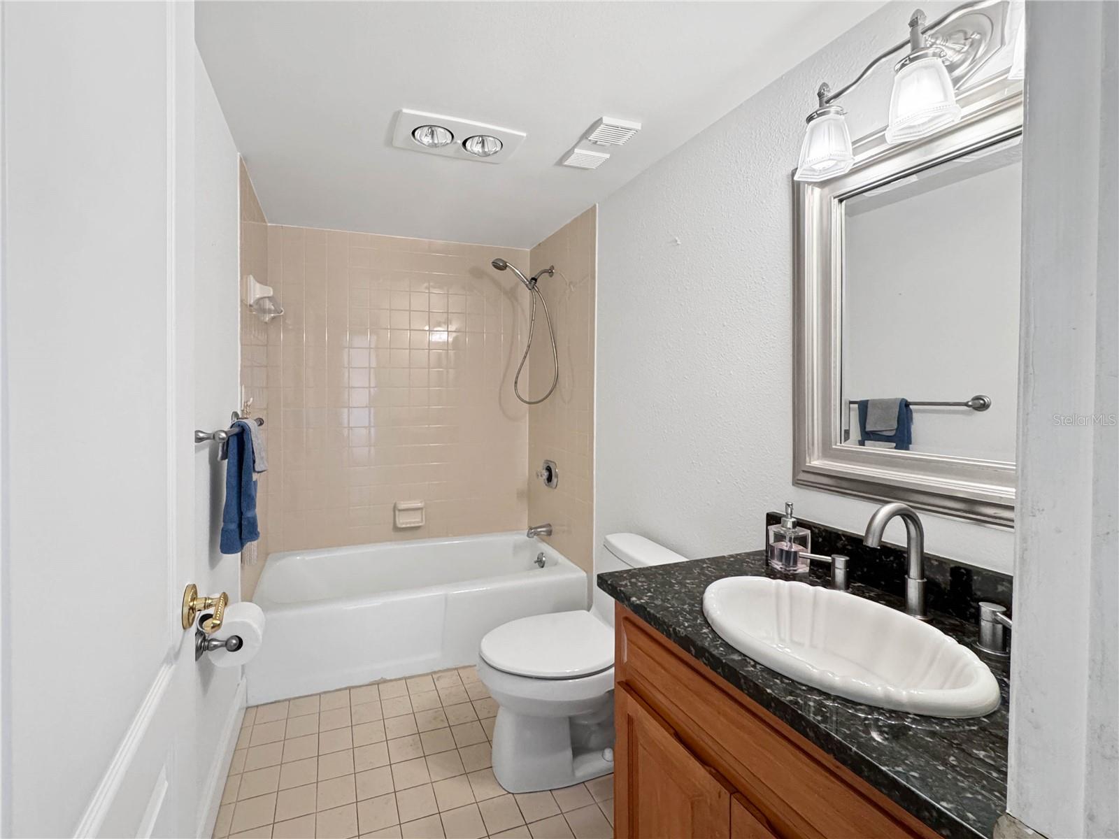 Image 12 of 21 For 3301 Bayshore Boulevard 1705c
