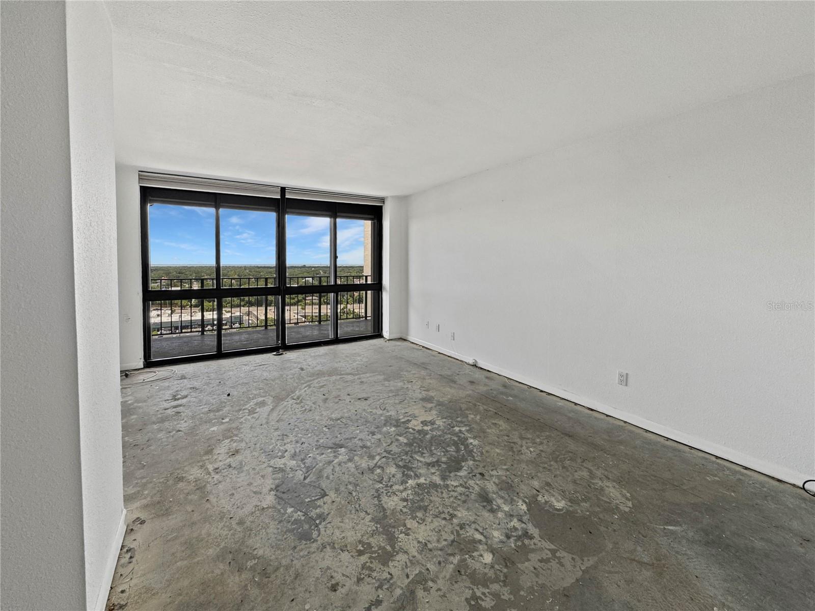Image 8 of 21 For 3301 Bayshore Boulevard 1705c